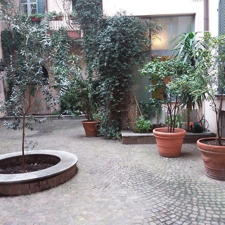 Darsena Cozy Flat Apartment Милано Екстериор снимка