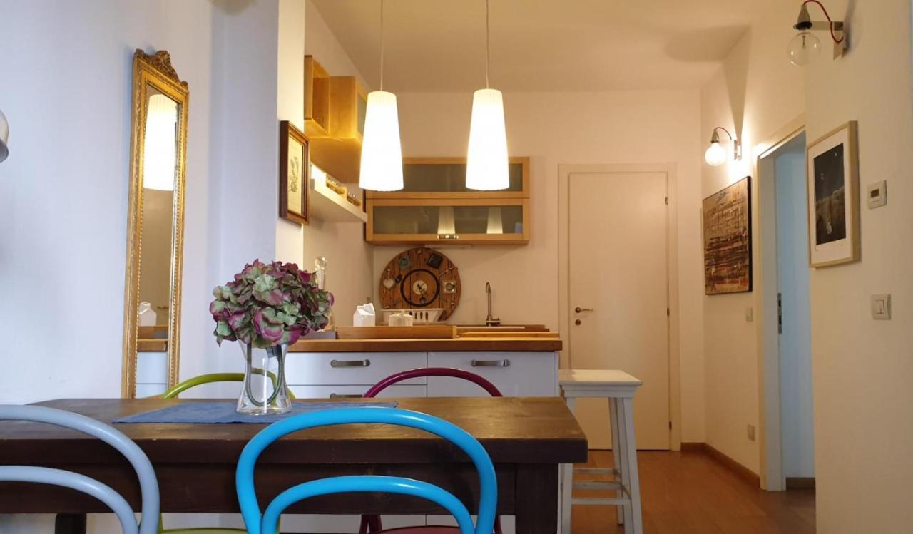 Darsena Cozy Flat Apartment Милано Екстериор снимка
