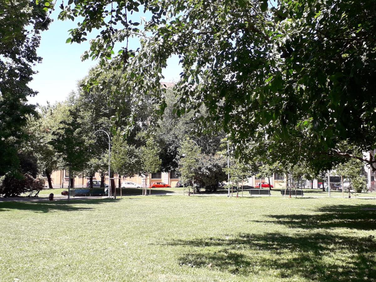 Darsena Cozy Flat Apartment Милано Екстериор снимка